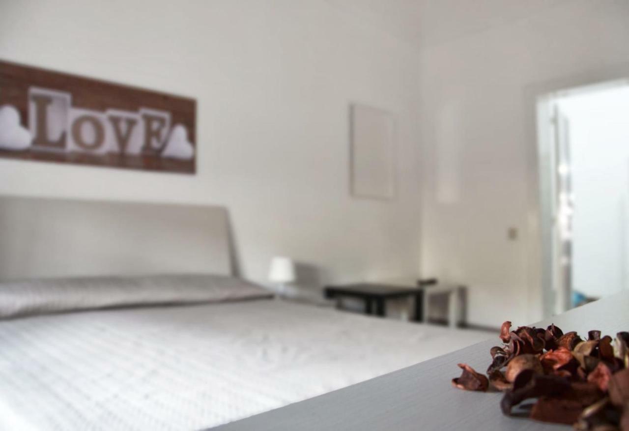 Lampionelli House Apartment ปาแลร์โม ภายนอก รูปภาพ